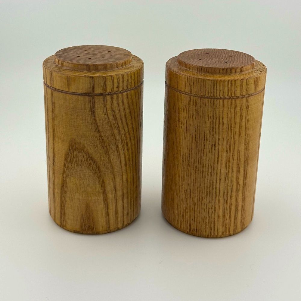 Wood Salt & Pepper Shakers - Picture 2 of 6